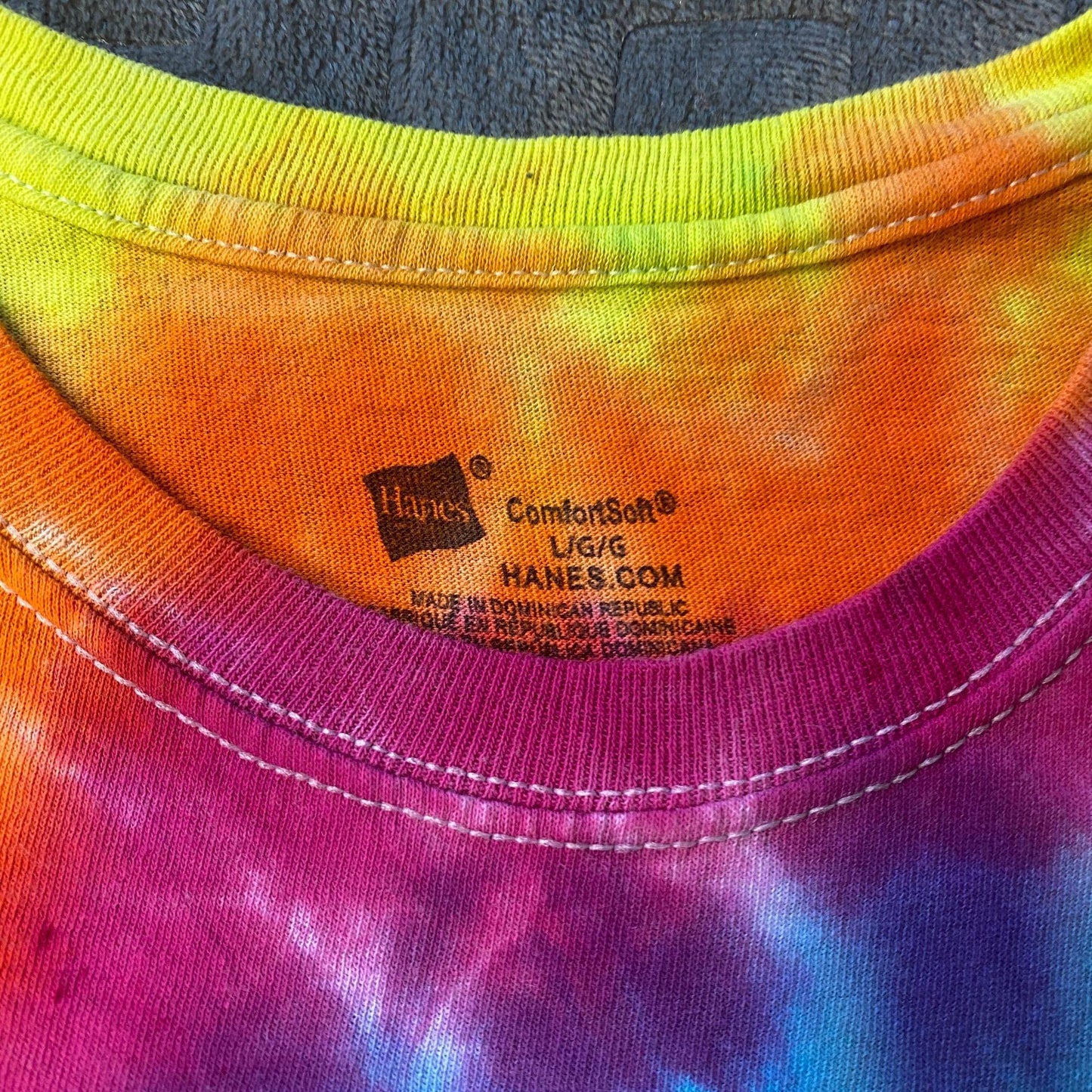 Rainbow Spiral Tie Dye Adult Tee || Large