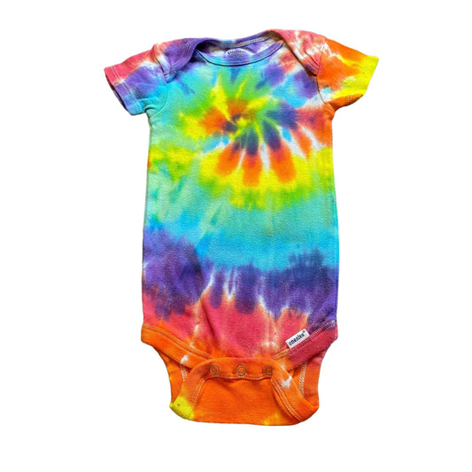 Rainbow Spiral Tie Dye Baby Bodysuit || 6-9 Months