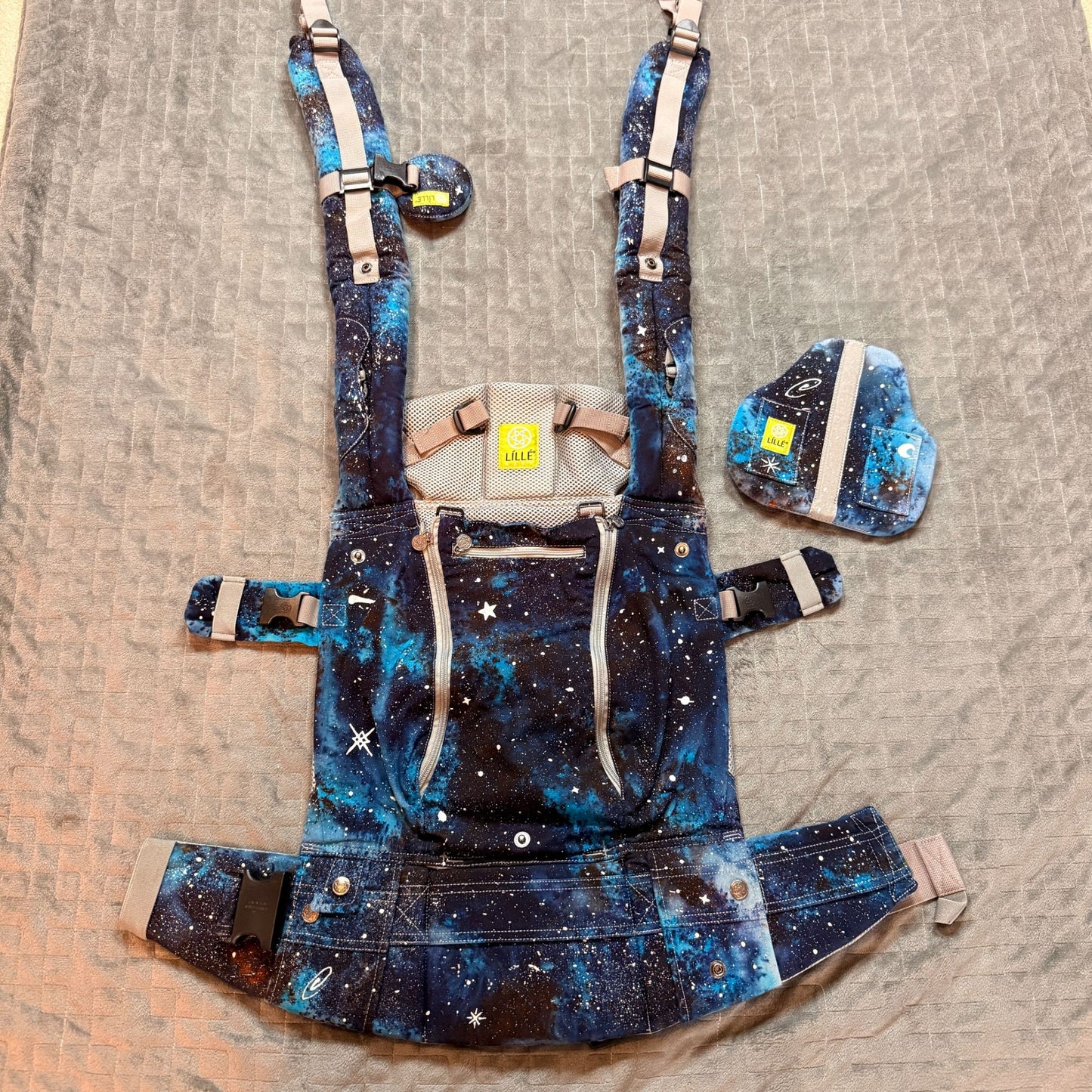 ✨ Galaxy Dyed Lillebaby || Baby Carrier, Upcycled ♻️