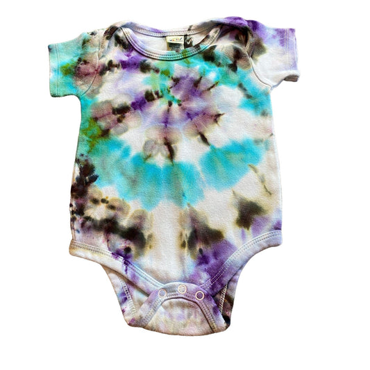 Spiral Tie Dye Baby Bodysuit || 6 Months