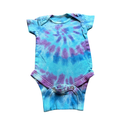 Tie Dyed Onesie || 0-3 Months, Upcycled ♻️