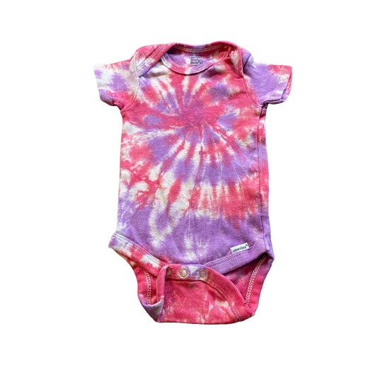 Spiral Tie Dye Baby Bodysuit || 3-6 Months