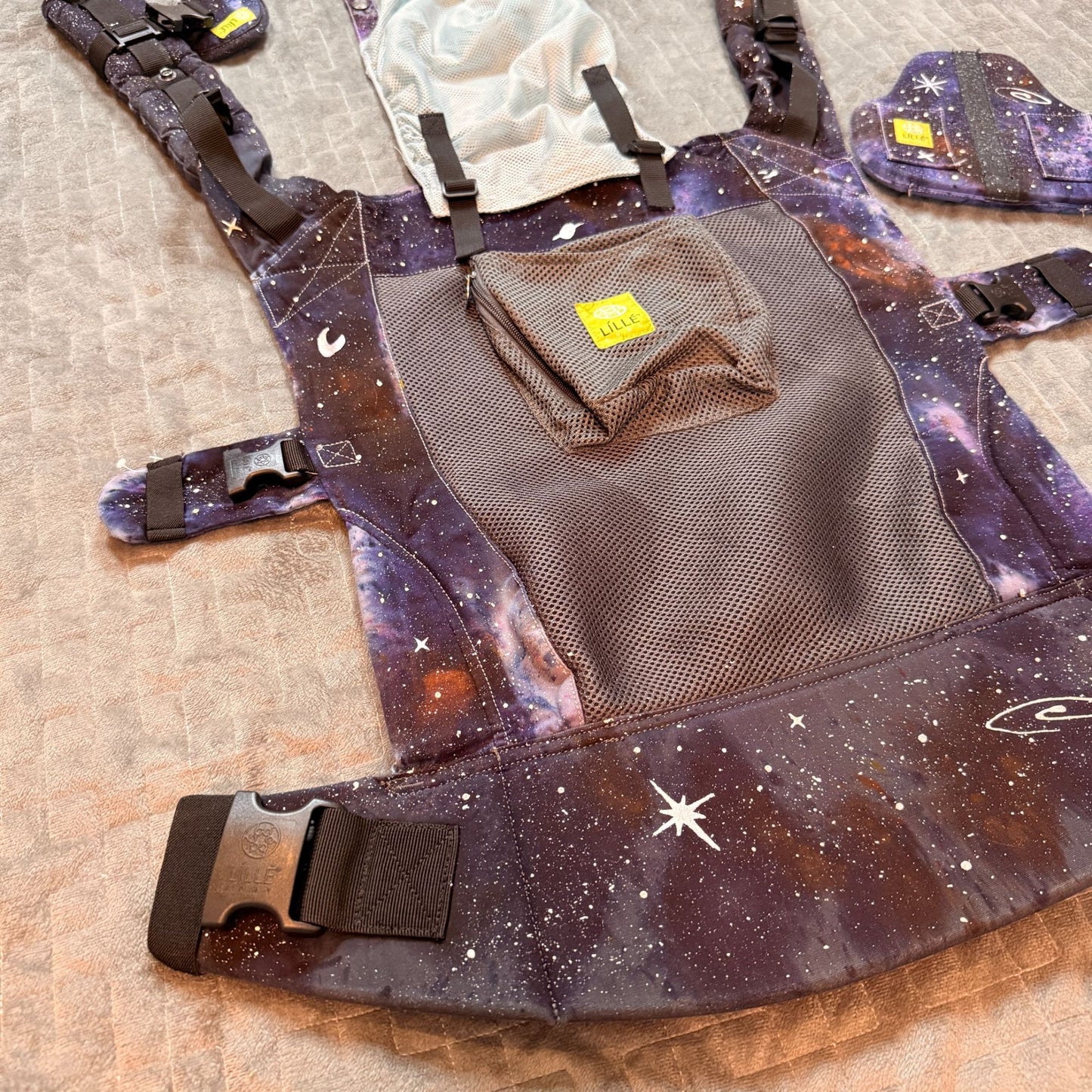 Galaxy Dyed Lillebaby CarryOn Airflow || Toddler Carrier