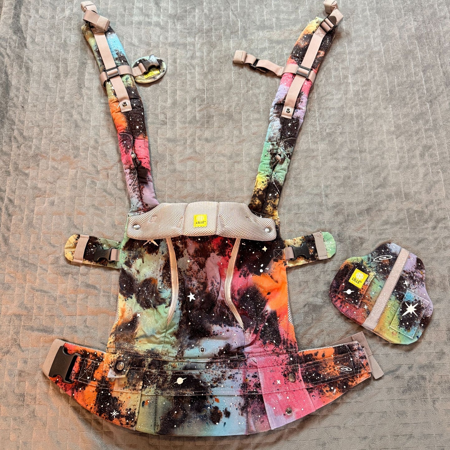 ✨ Galaxy Dyed Lillebaby || Baby Carrier, Upcycled ♻️