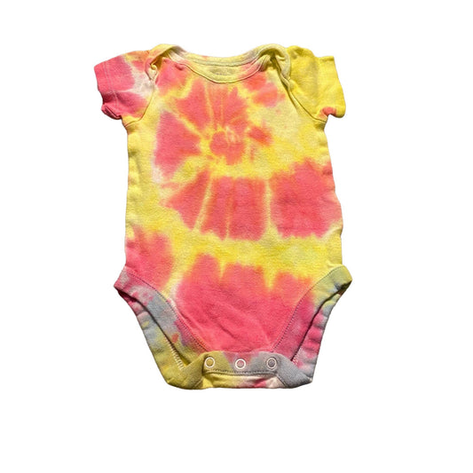 Pink Lemonade Spiral Tie Dye Onesie || 0-3 Months, Upcycled ♻️