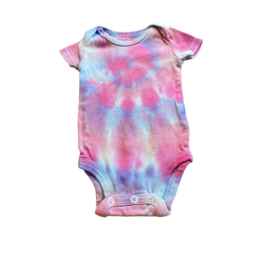 Bubblegum Tie Dye Baby Bodysuit || Newborn