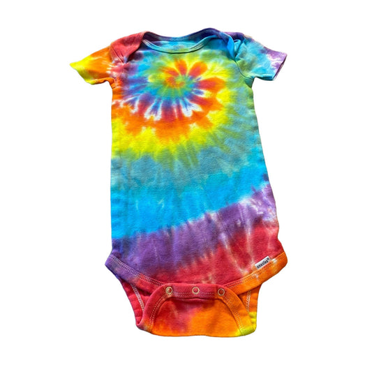 Rainbow Spiral Tie Dyed Bodysuit || 3T