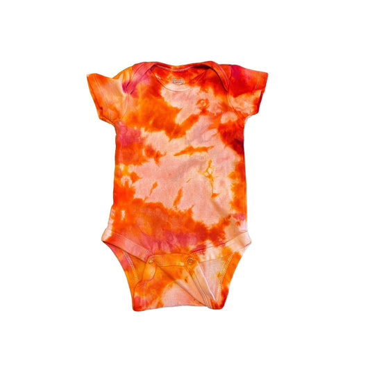 Fiery Fun Dye Tie Dye Onesie || 0-3 Months, Upcycled ♻️