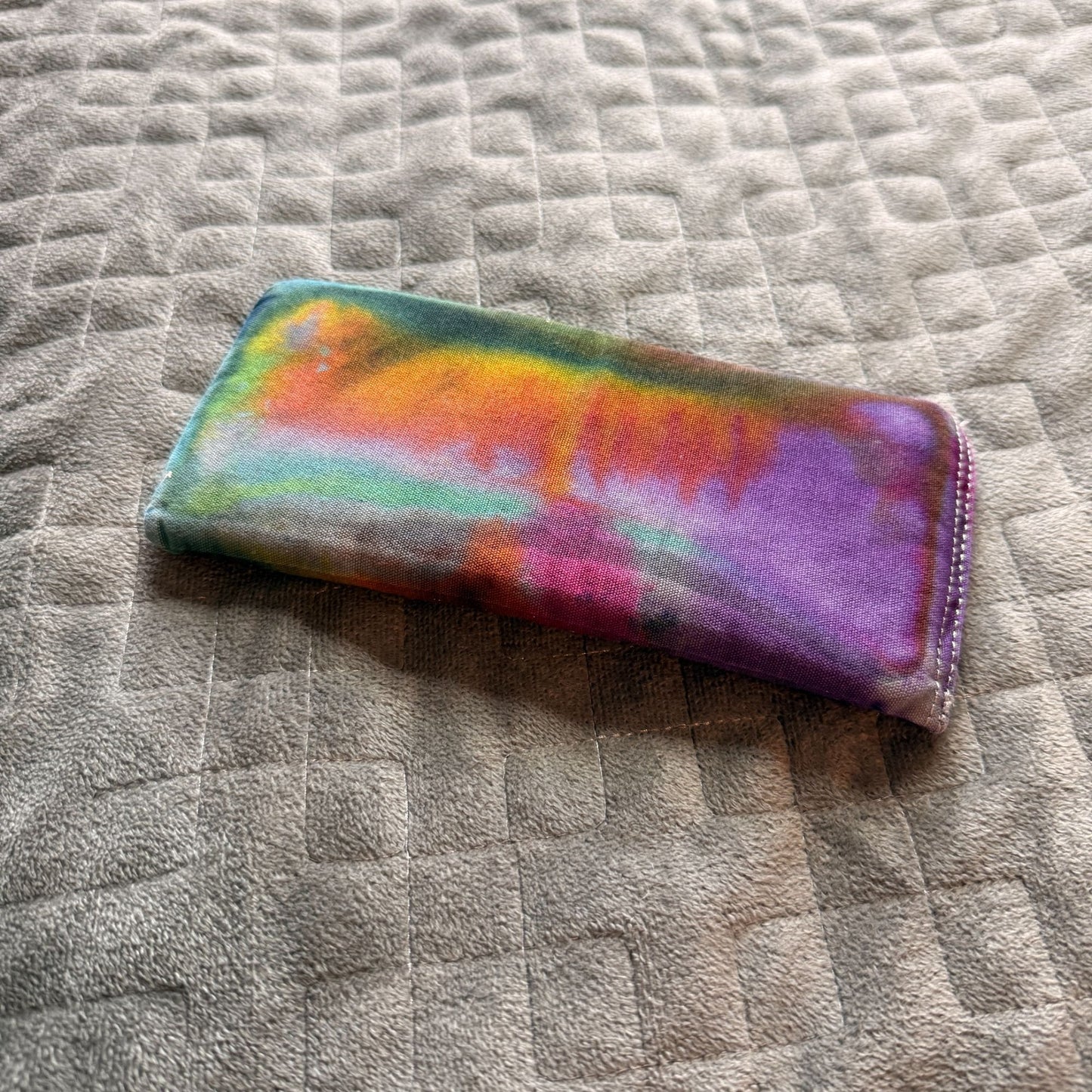 Rainbow Galaxy Dyed Lillebaby Tummy Pad || Small