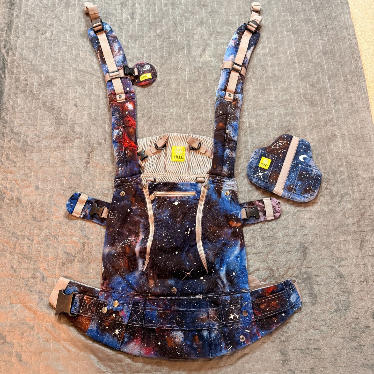 ✨ Galaxy Dyed Lillebaby || Baby Carrier, Upcycled ♻️