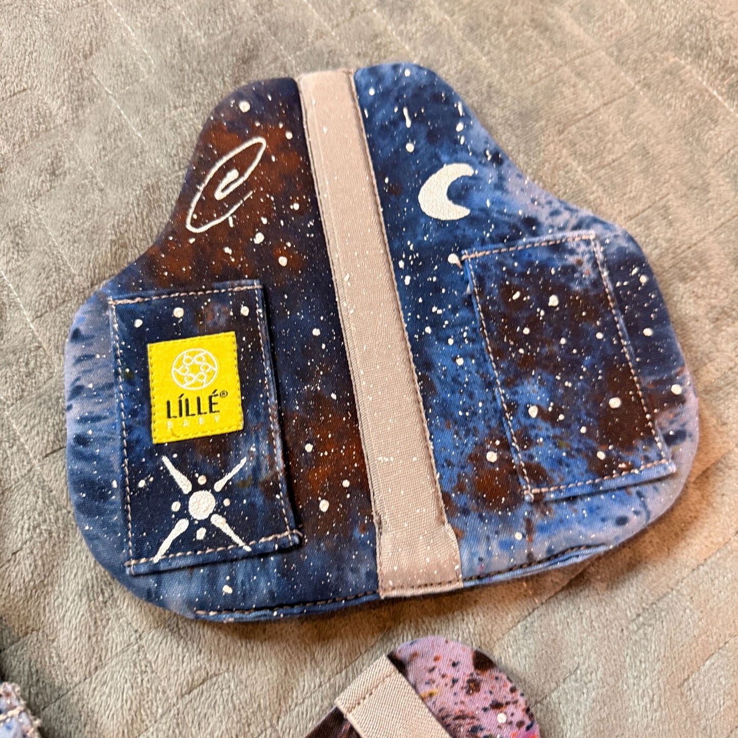 ✨ Galaxy Dyed Lillebaby || Baby Carrier, Upcycled ♻️