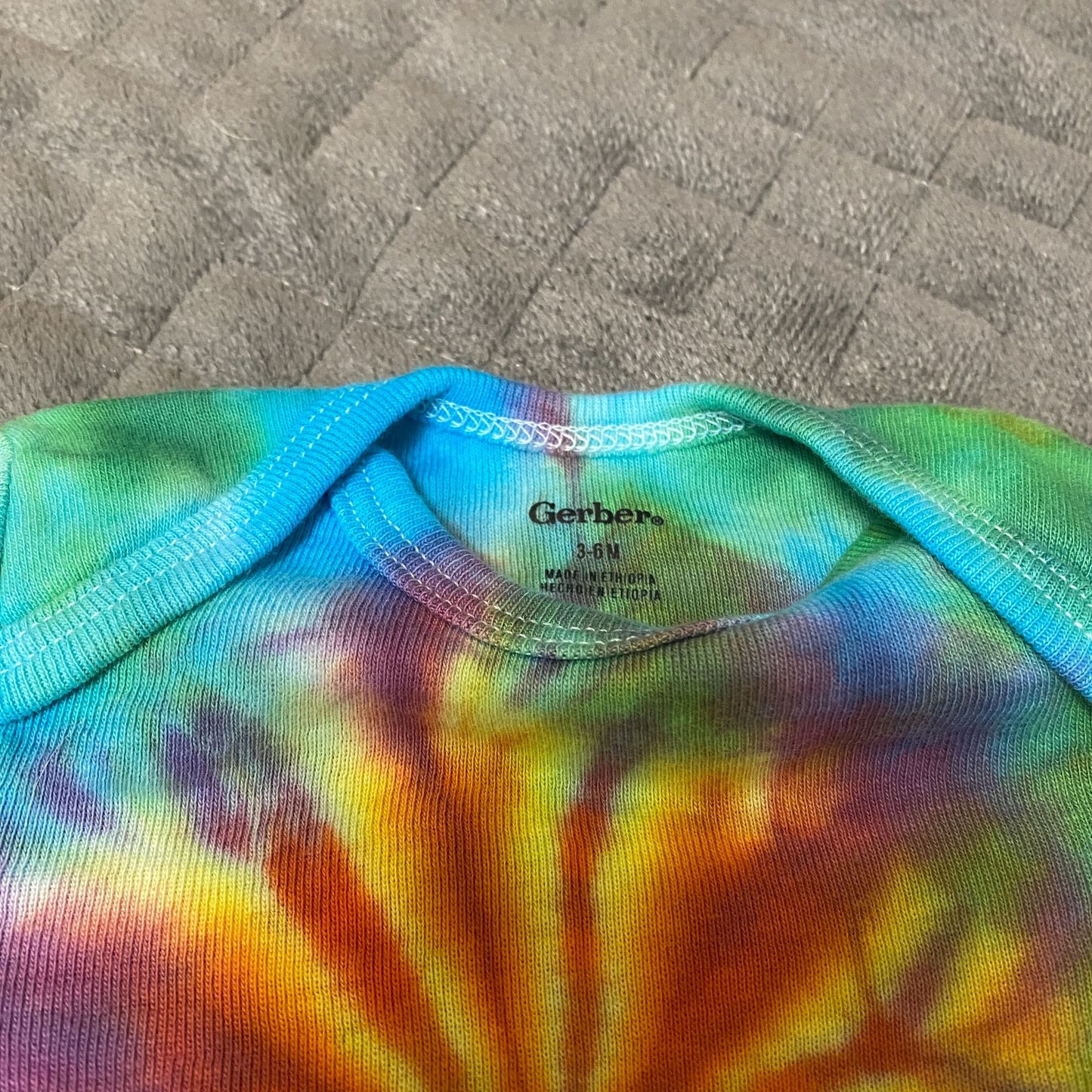 Rainbow Spiral Tie Dye Baby Bodysuit || 3-6 Months