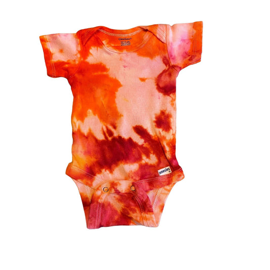 Fiery Fun Dye Tie Dye Onesie || Newborn, Upcycled ♻️