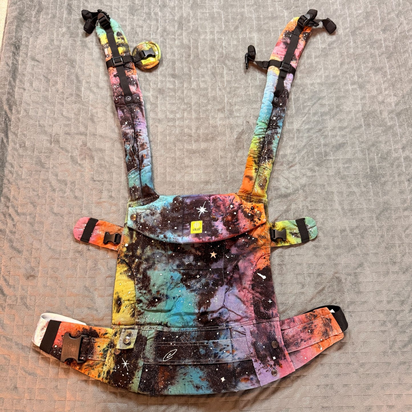✨ Galaxy Dyed Lillebaby || Baby Carrier, Upcycled ♻️